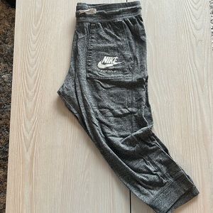 Nike Capri joggers